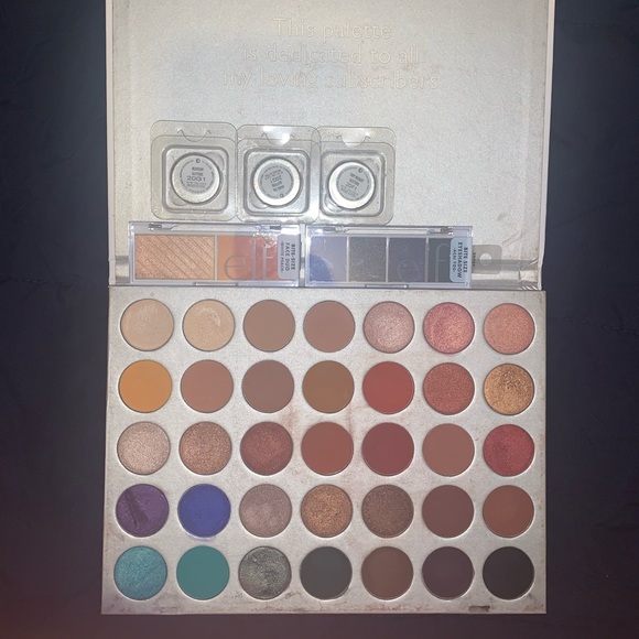 Makeup Bundle - Picture 2 of 4